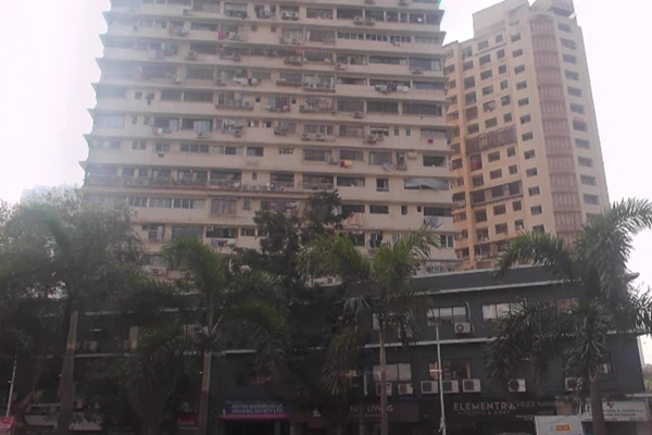 Flat for sale in Matru Mandir, Grant Road