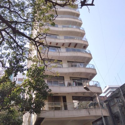 Flat on rent in Krishna Niwas, Khar West