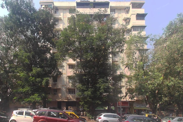 Flat on rent in Bhagwat Nivas, Peddar Road