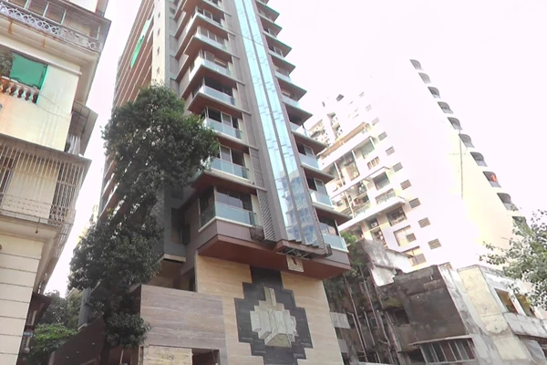 Flat for sale in Izarra building, Khar West