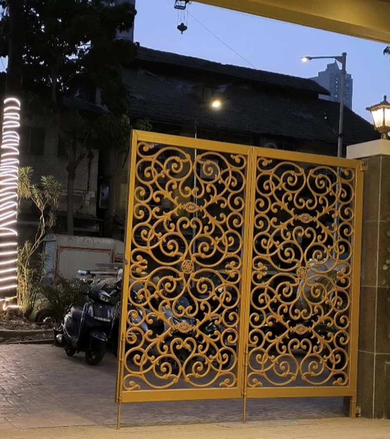4 - Bismillah Castle, Mumbai Central
