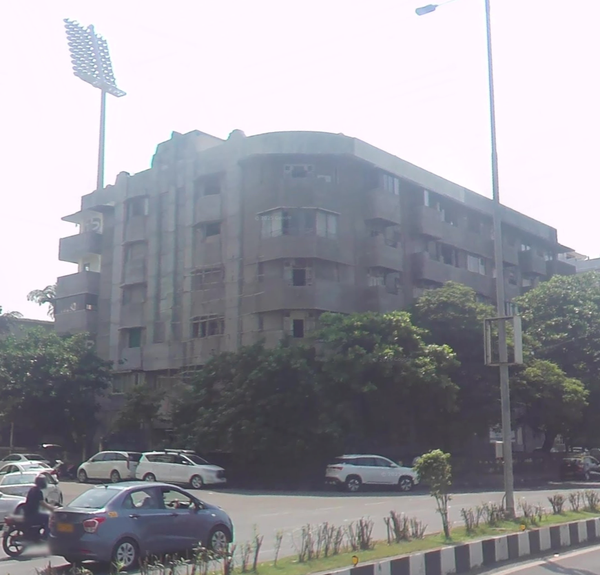 4 BHK Flat on Rent in Churchgate - Framroz Court