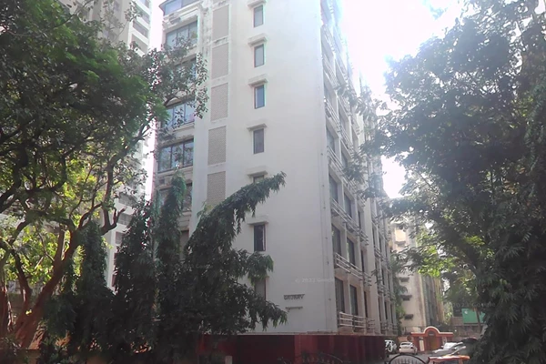 Flat on rent in Gaurav Cooperative Housing Society, Prabhadevi
