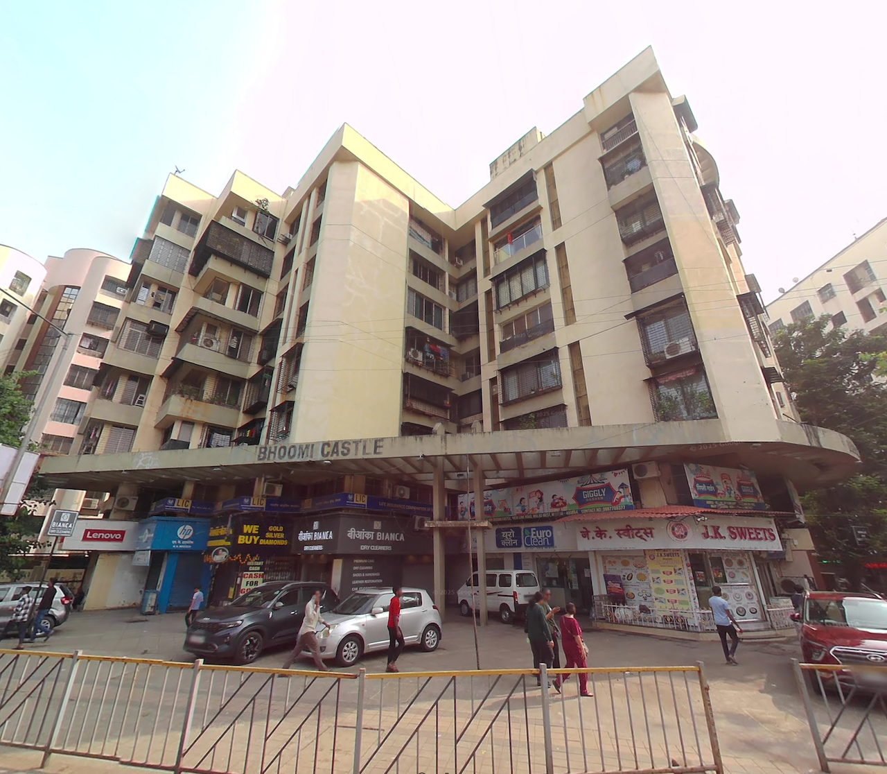 1 BHK Flat for Sale in Malad West - Bhoomi Castle