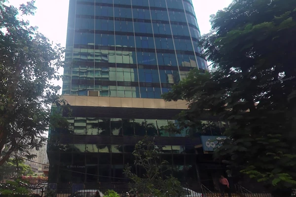 Office on rent in Bakhtawar, Nariman Point