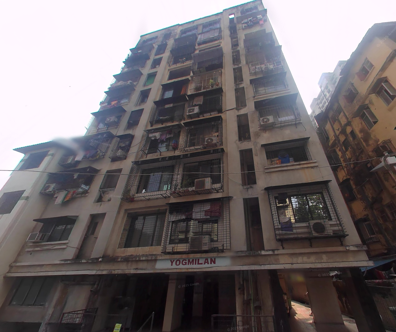 1 BHK Flat for Sale in Tardeo - Yog Milan Building