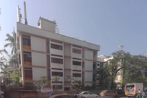 Flat on rent in Ramanika Building, Santacruz West
