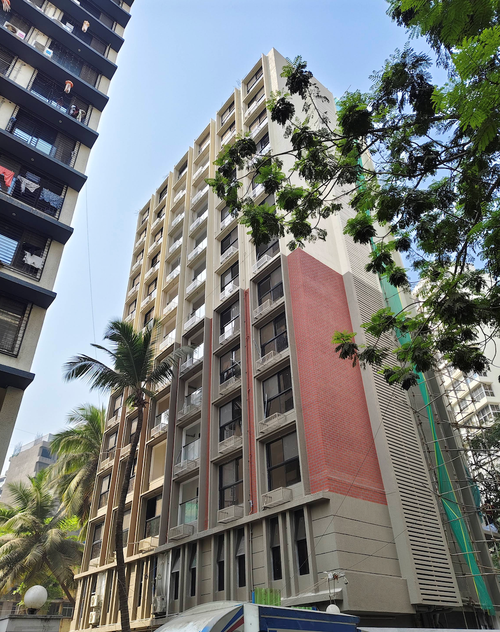 2 BHK Flat on Rent in Andheri West - Platinum 53 West
