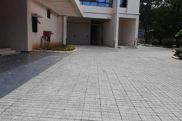 Flat on rent in Surabhi, Andheri West