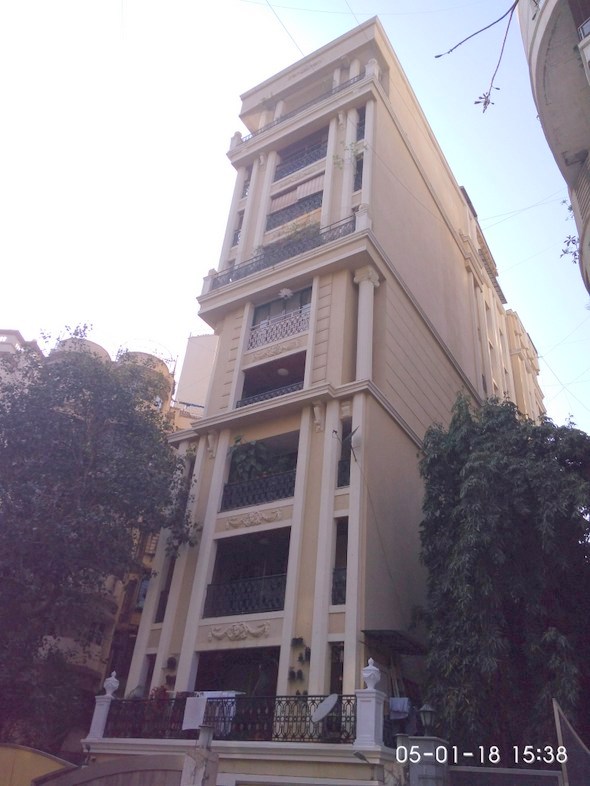 4 BHK Flats for Sale in La Vie, Khar West