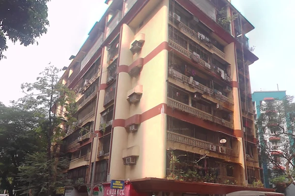 Flat on rent in Sunrise Building, Andheri West