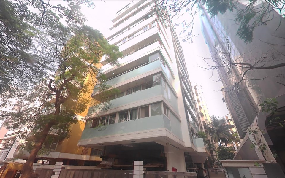 Building - Lalani Fairmont, Khar West