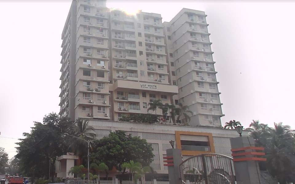 Building1 - Lily White, Andheri East