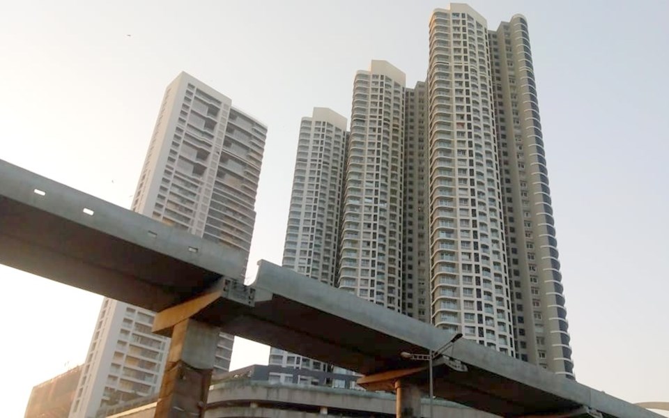 Building - Lodha Fiorenza Roma, Goregaon East