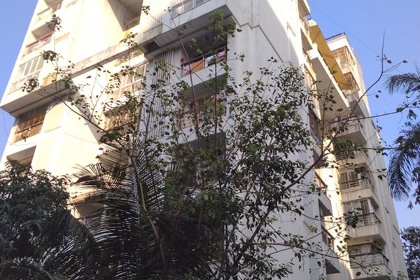 Flat for sale in Madhu Niketan, Santacruz West