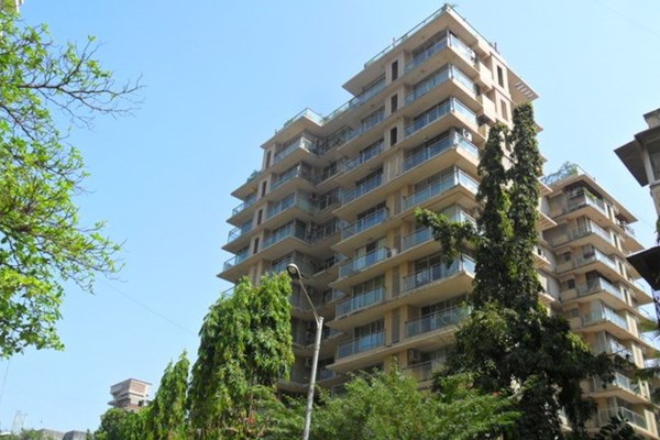 Flat on rent in Madhur Milan, Khar West