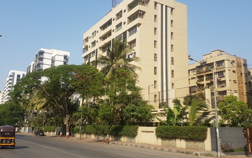 Building - Meghdoot Phase Wing C, Andheri West