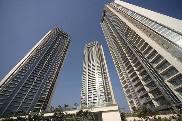 Flat for sale in Oberoi Exquisite, Goregaon East