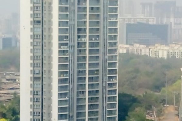 Flat on rent in Oberoi Splendor Grande, Andheri East