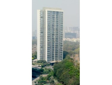 Building - Oberoi Splendor Grande, Andheri East