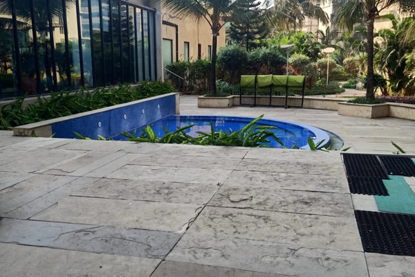 Flat for sale in Oberoi Springs, Andheri West