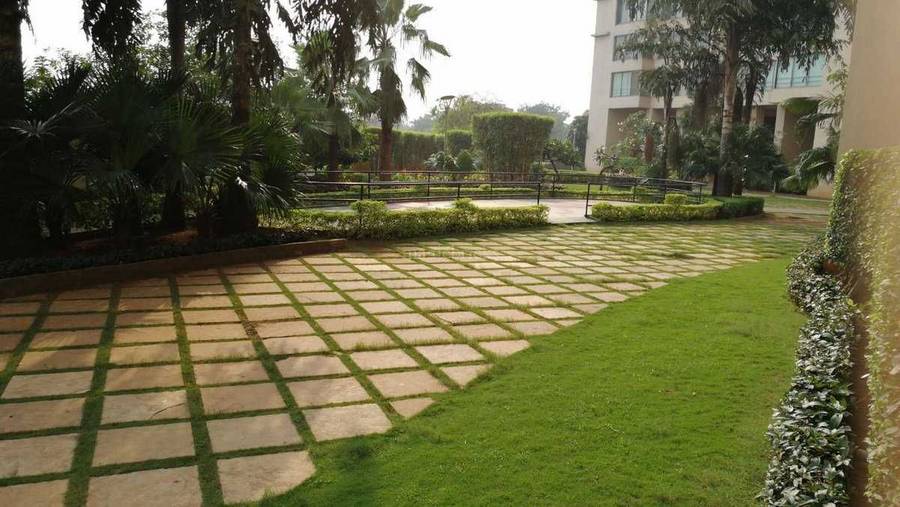 Garden - Oberoi Woods, Goregaon East