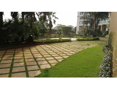 Flat on rent in Oberoi Woods, Goregaon East