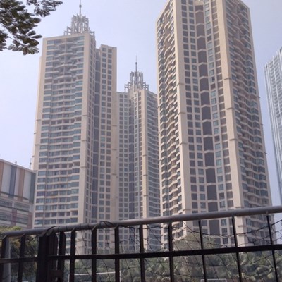 Flat for sale in Oberoi Woods, Goregaon East
