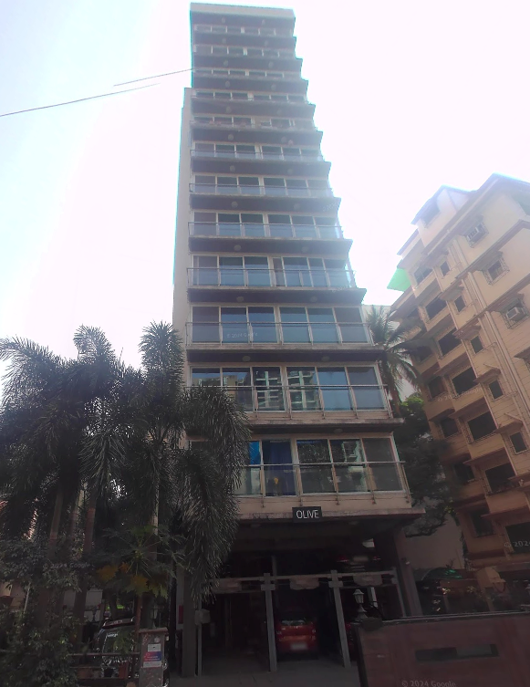 4 BHK Flat on Rent in Santacruz East - Olive Apartments