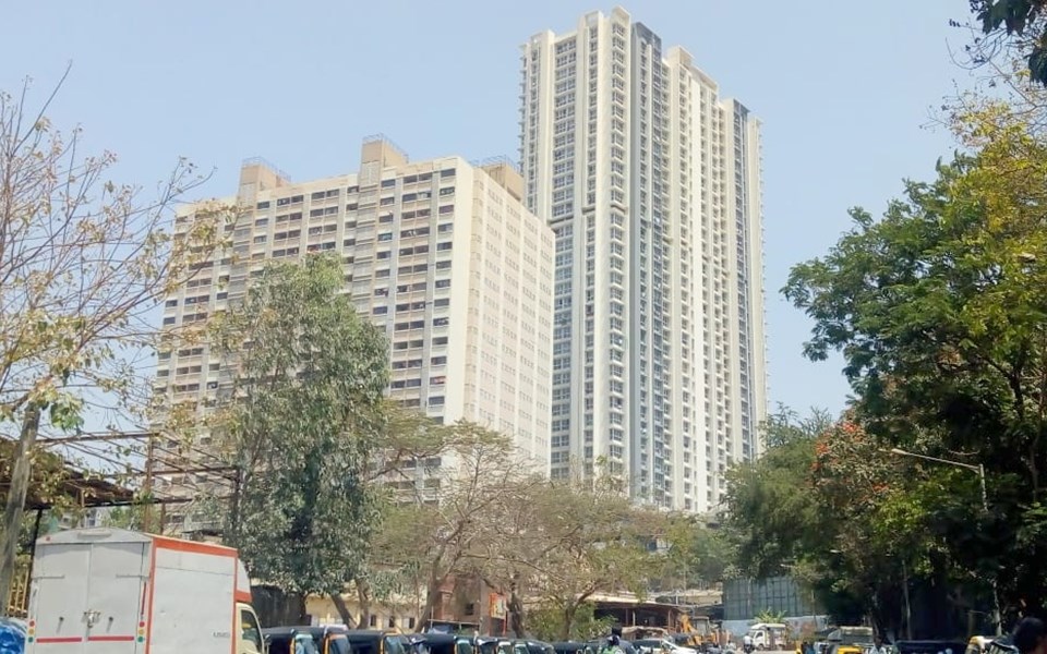 Building - Omkar Ananta, Goregaon East