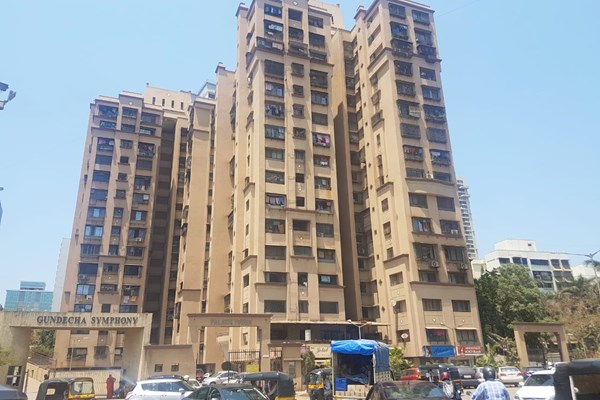 Flat on rent in Palash Towers, Andheri West