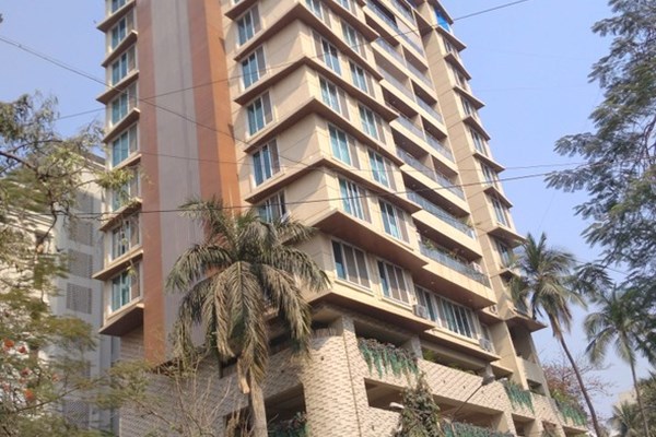 Flat for sale in Palazzo Opulence, Santacruz West