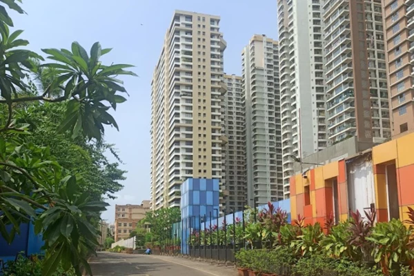 Flat for sale in Parthenon, Andheri West