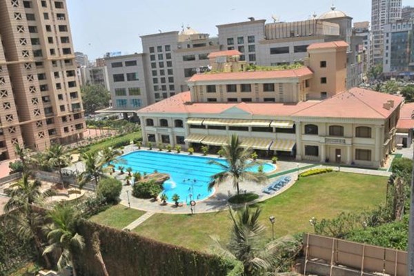 Flat on rent in Raheja Classique, Andheri West