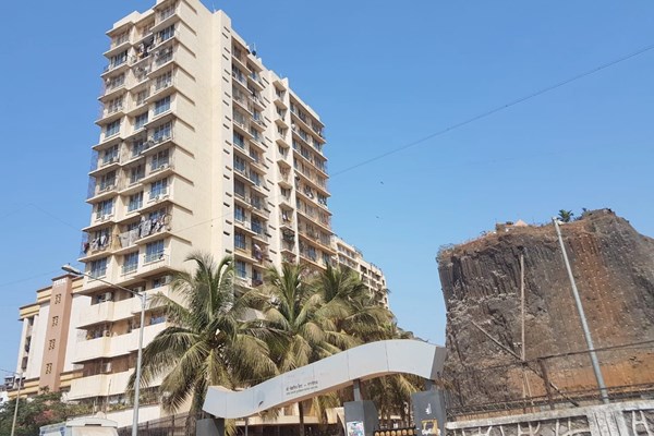 Flat for sale in Rajveer Apartments, Andheri West