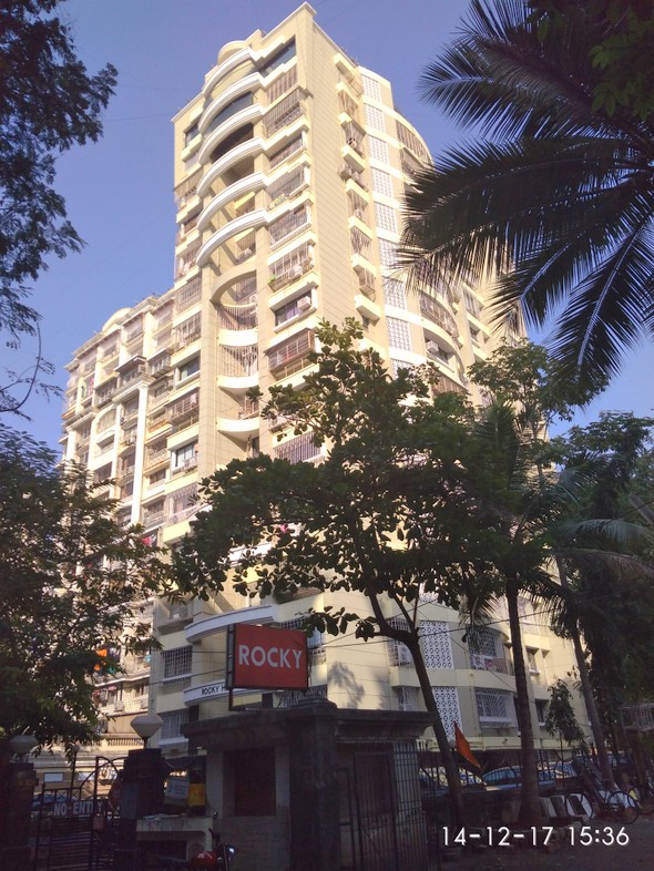 Flat for sale in Rocky Hill, Bandra West