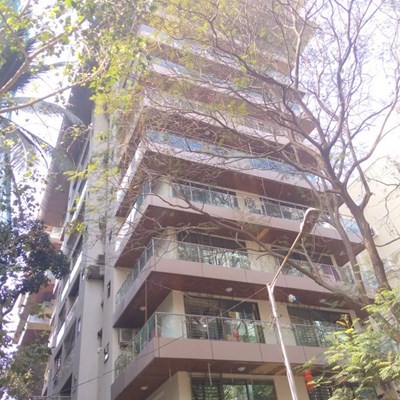 Flat for sale in Rose Queen, Khar West