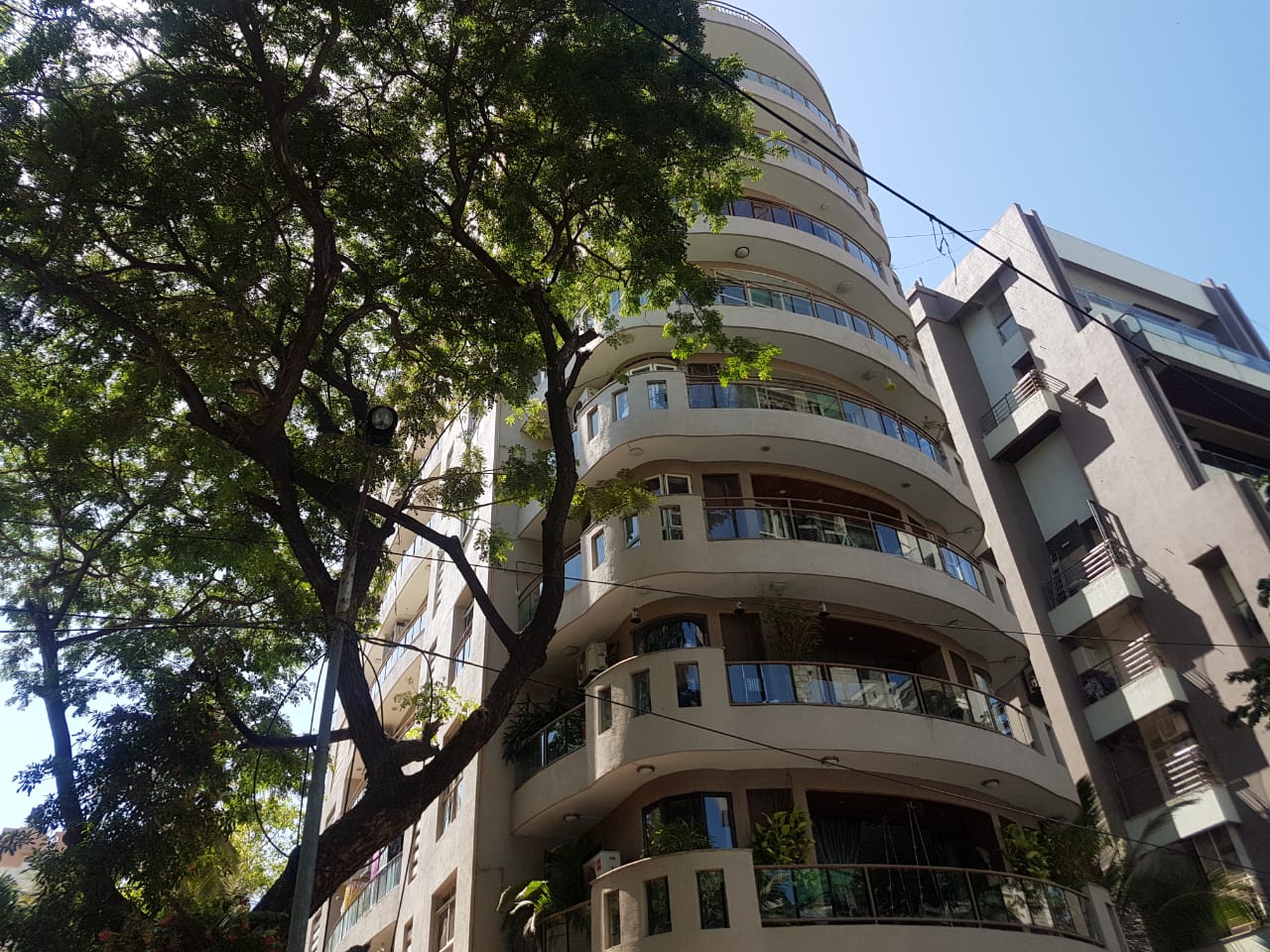 4 BHK Flats for Sale in Sun Villa, Juhu