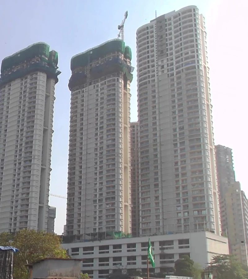 1 - Sunteck City, Goregaon West