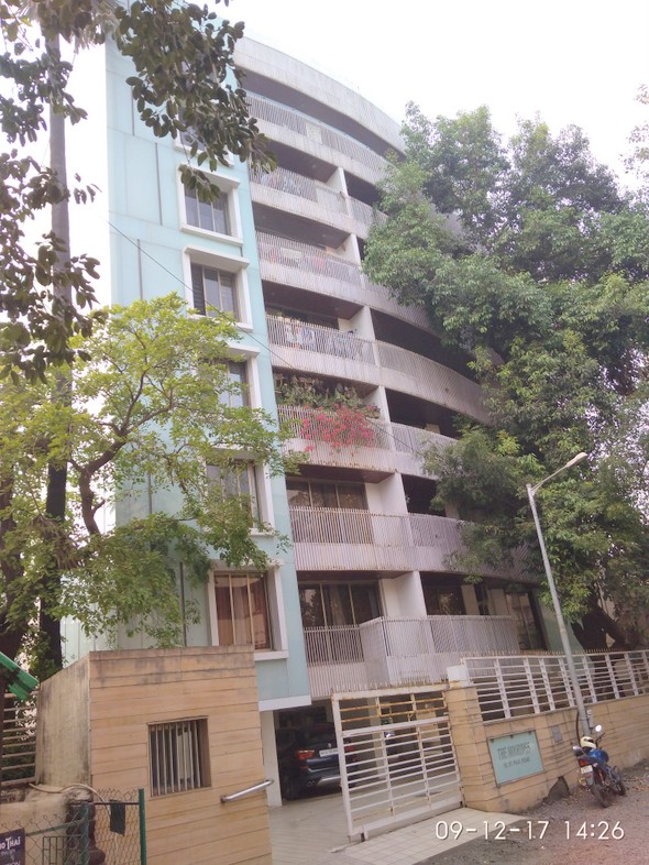 Flat on rent in The Moorings, Bandra West