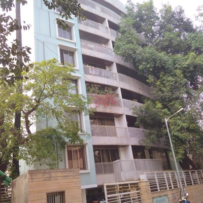 Flat on rent in The Moorings, Bandra West