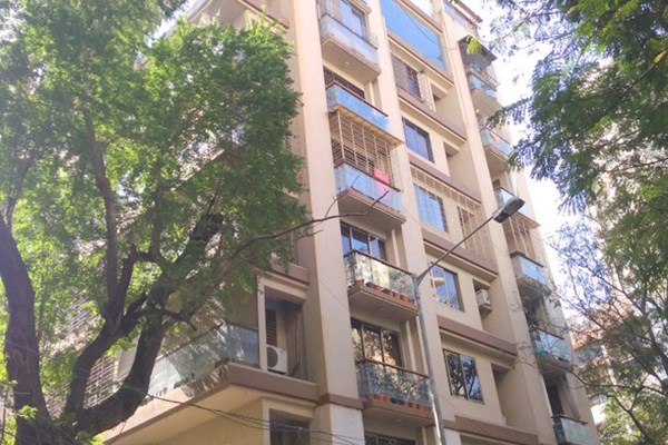 Flat on rent in Warden, Bandra West