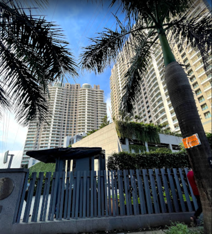 2 - Windsor Grande Residences, Andheri West