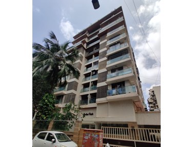 Building - Woodland Heights, Bandra West