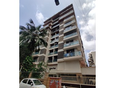 Flat on rent in Woodland Heights, Bandra West