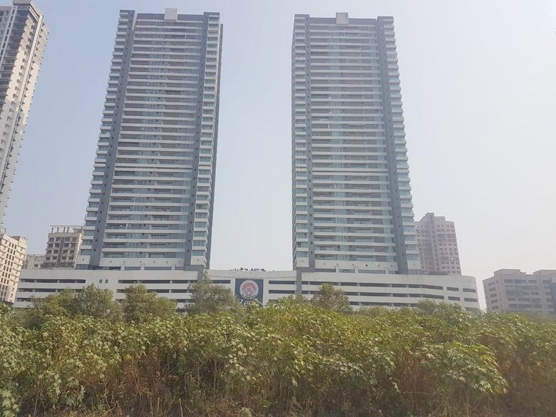  Flats on Rent in Ajmera Zeon, Wadala