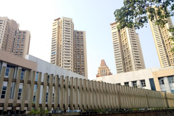 Flat on rent in Ashok Towers, Parel