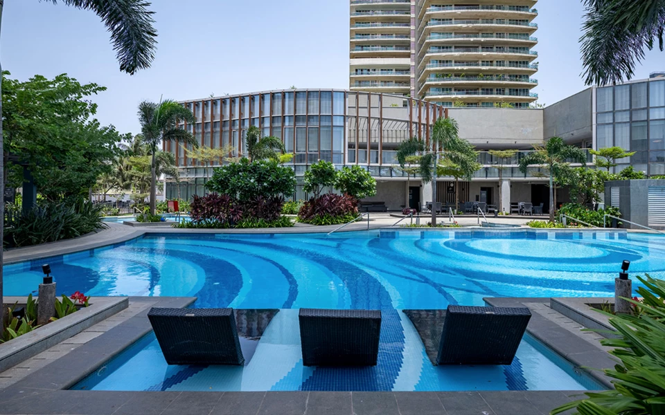 4 - Island City Centre 1, Dadar East