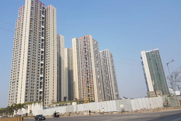 Flat on rent in Lodha Dioro, Wadala