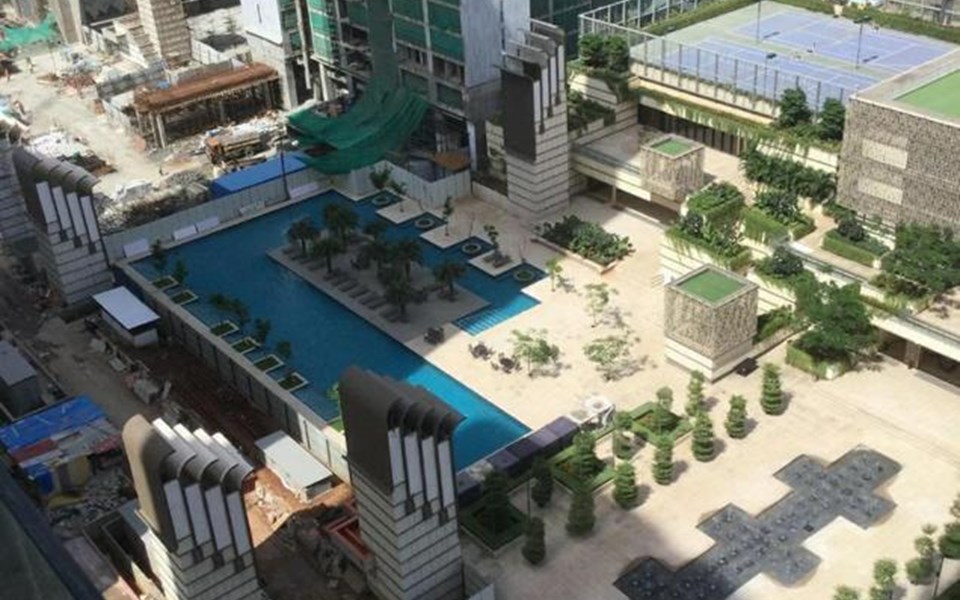 Garden - Lodha Elisium, Wadala